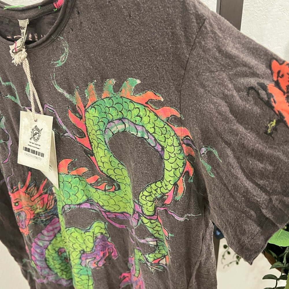 Magnolia Pearl Dragon Tee - Brown with Pink and Green ((item 15.13) - Picture 7 of 9